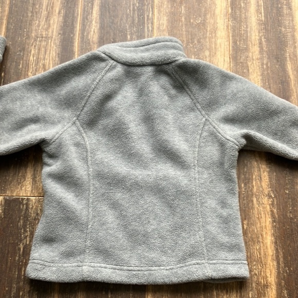 Gray Columbia Fleece - Picture 4 of 4